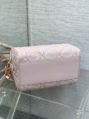 Christian Dior Groove Tasche Größe: 25 x 19 x 16 cm
