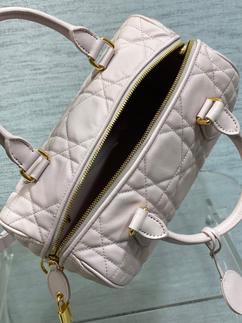 Christian Dior Groove Tasche Größe: 25 x 19 x 16 cm