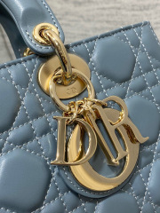 Christian Dior Clutch mit Perlenkette, Größe: 26 x 6 x 14 cm