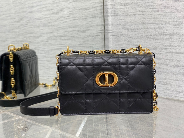 Christian Dior Miss Caro Größe: 17 * 13 * 7,5 cm