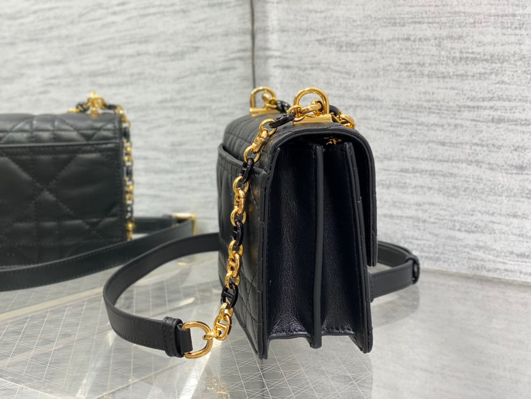 Christian Dior Miss Caro Größe: 17 * 13 * 7,5 cm