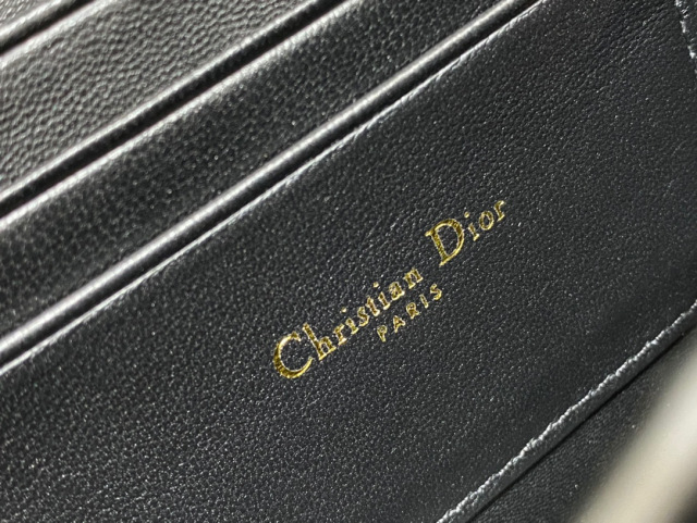 Christian Dior Miss Caro Größe: 17 * 13 * 7,5 cm