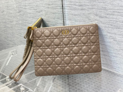 Saiz beg harian Christian Dior Caro：30*24*3cm