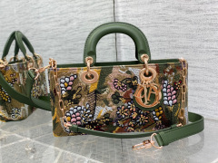 Christian Dior Lady limitierte Auflage Größe: 26 x 15 x 8 cm
