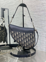 Christian Dior Saddle bag Size：17*5*15cm
