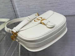 Christian Dior bobby bag Size：22*17*6cm