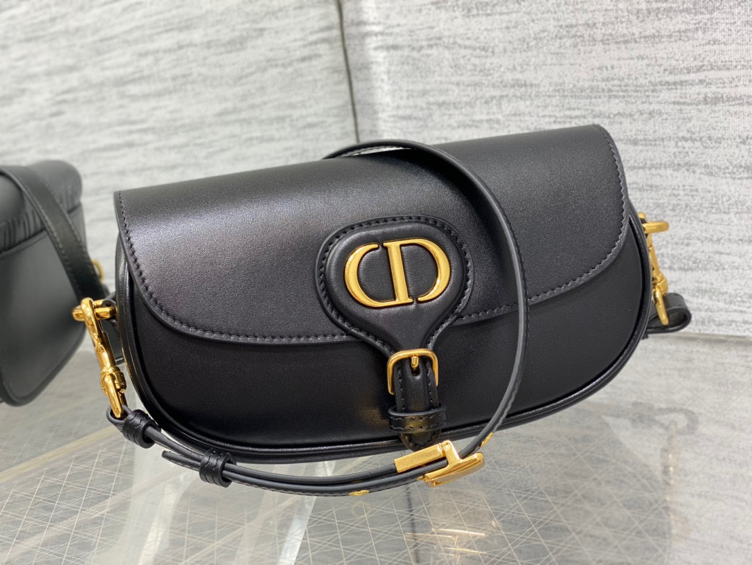 Christian Dior Bobby Bag Größe: 22 * 5 * 17 cm