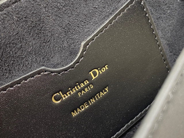 Christian Dior Bobby Bag Größe: 22 * 5 * 17 cm