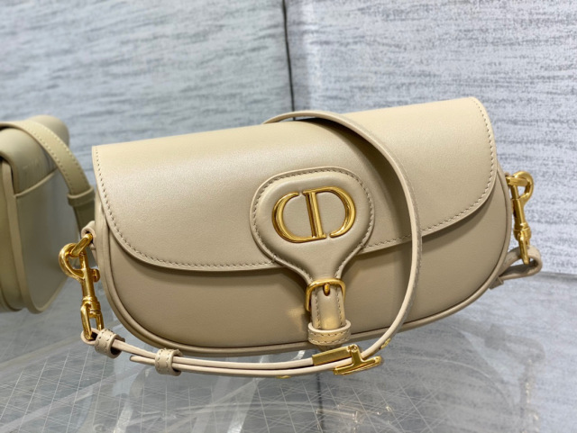 Christian Dior bobby bag  Size：22*5*17cm