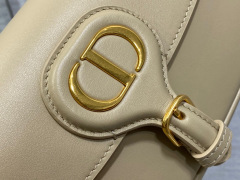 Christian Dior bobby bag  Size：22*5*17cm