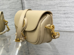 Christian Dior bobby bag  Size：22*5*17cm