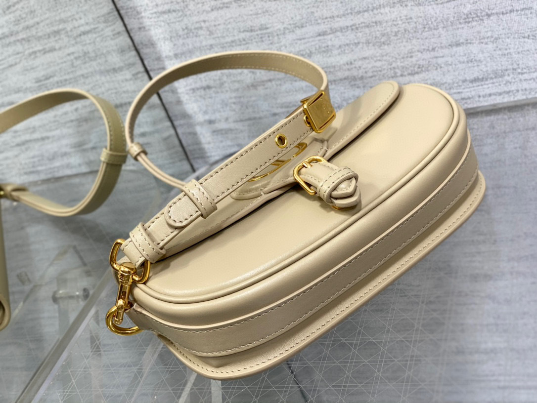 Christian Dior bobby bag  Size：22*5*17cm