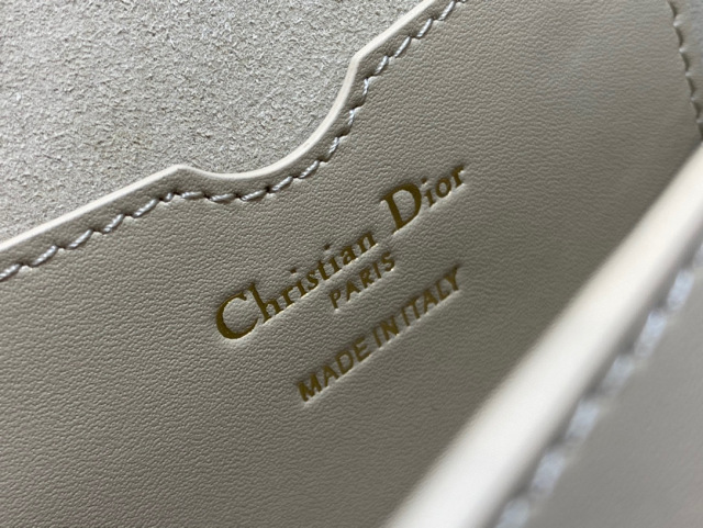 Christian Dior bobby bag  Size：22*5*17cm