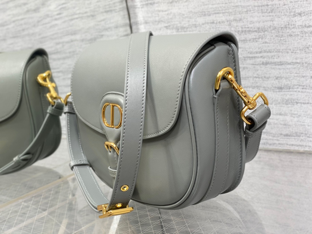 Christian Dior bobby bag  Size：22*17*6cm