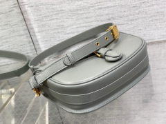 Christian Dior bobby bag  Size：22*17*6cm