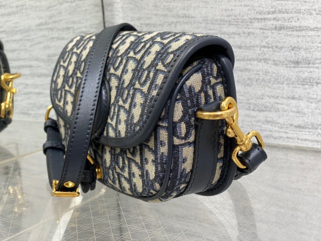 Christian Dior Bobby Bag Größe: 22 * 5 * 17 cm