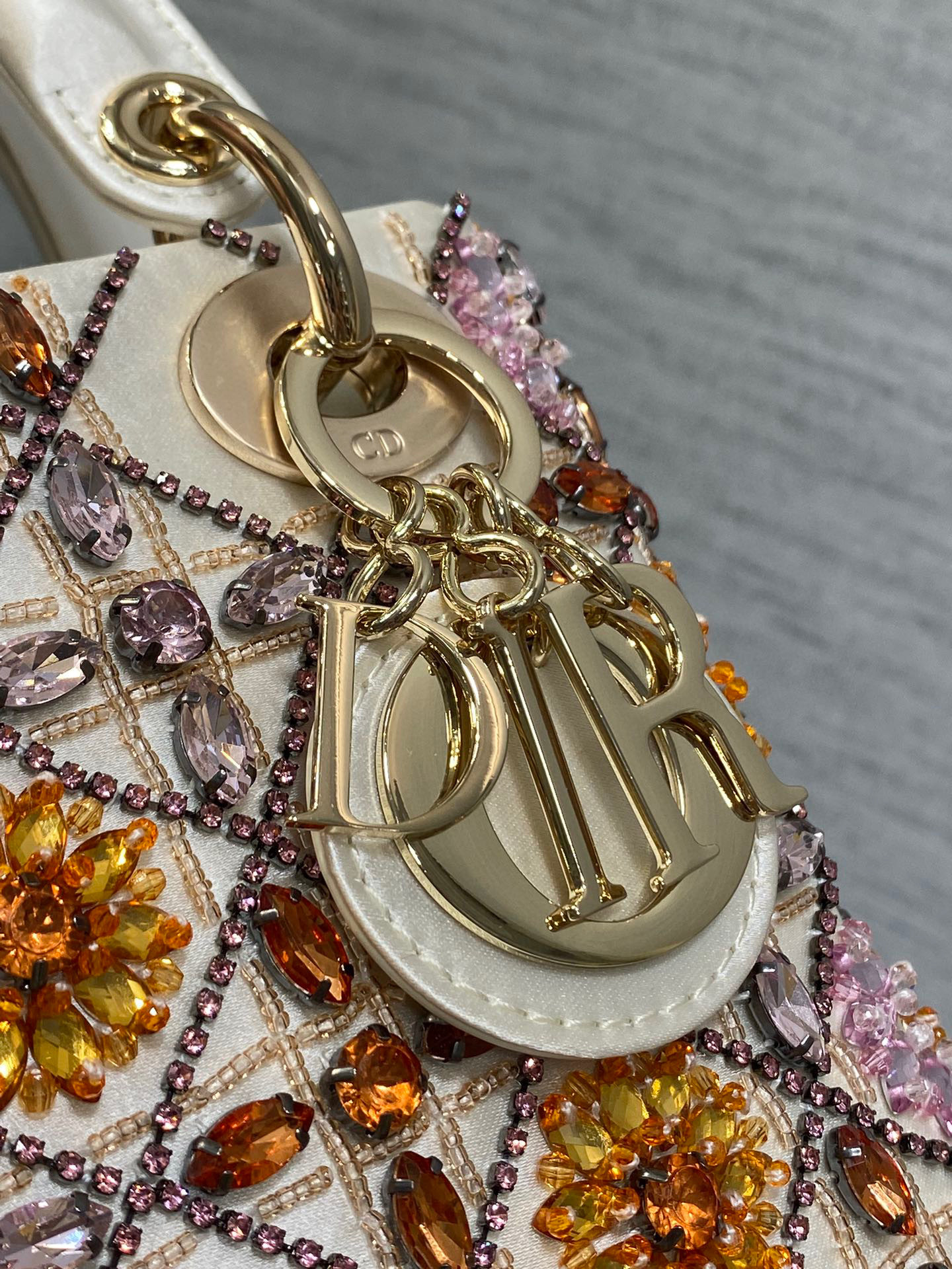 Beg tersuai Christian Dior Lady Saiz：24*11*20sm