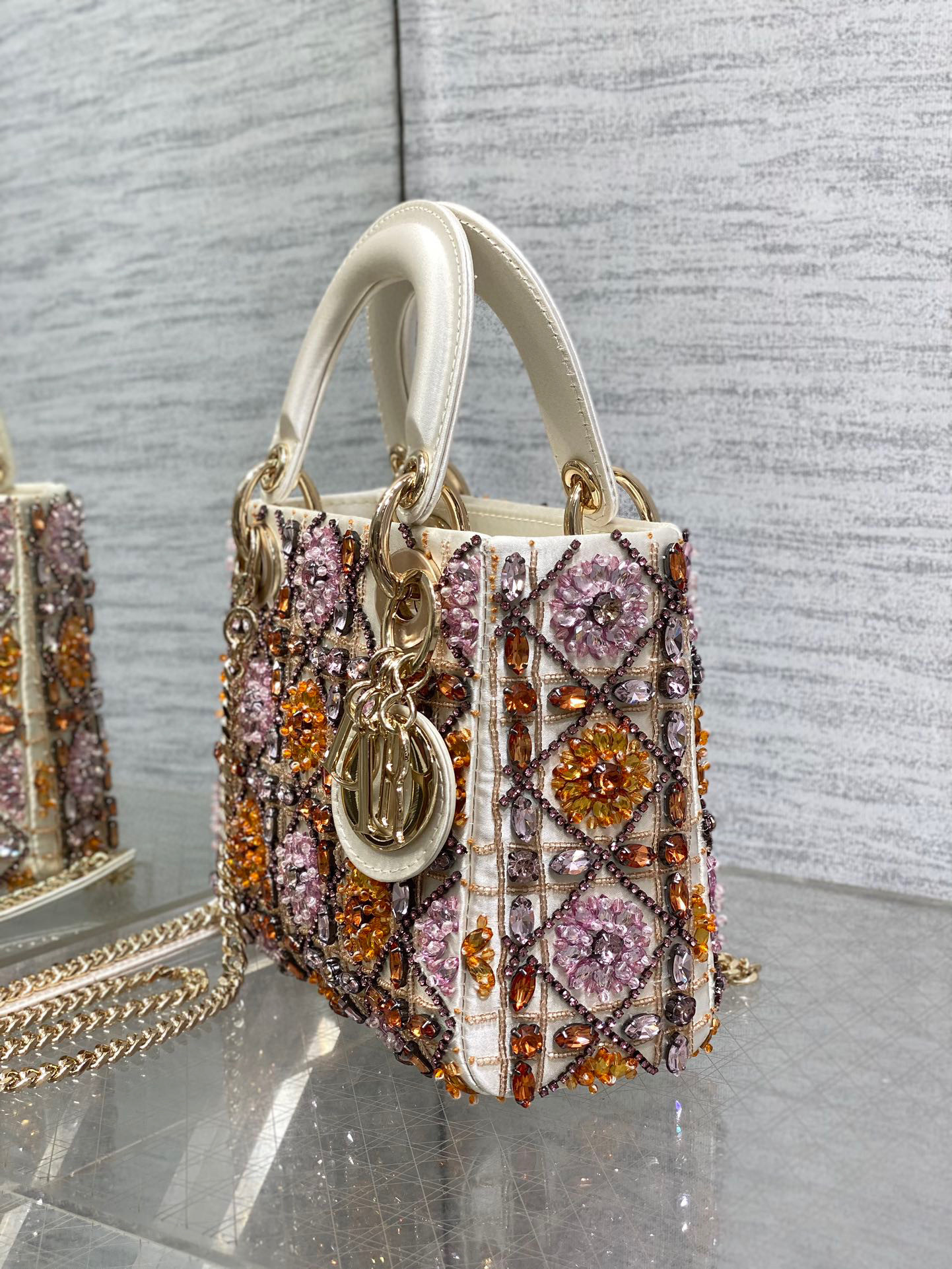 Beg tersuai Christian Dior Lady Saiz：24*11*20sm