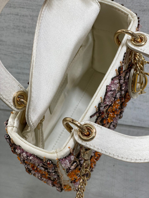 Beg tersuai Christian Dior Lady Saiz：24*11*20sm