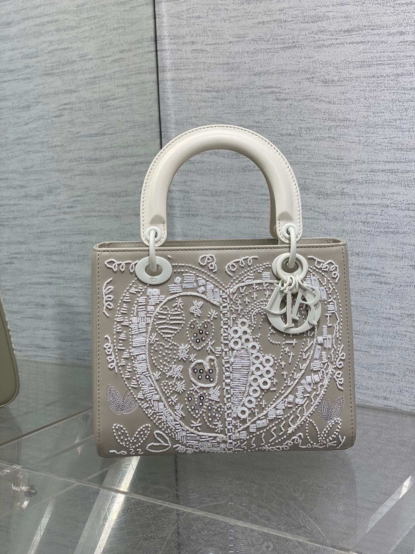 Christian Dior Lady定制包包尺寸：24*11*20cm