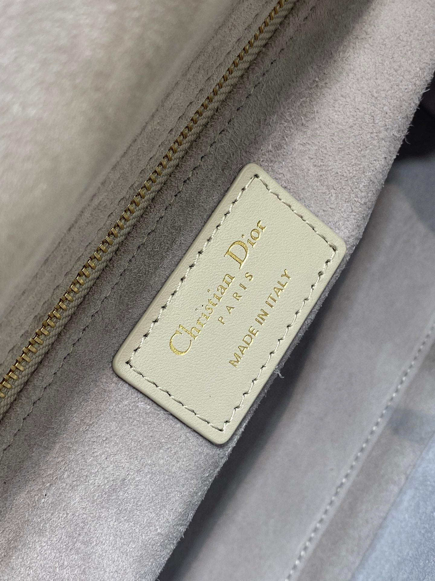 Christian Dior Lady定制包包尺寸：24*11*20cm