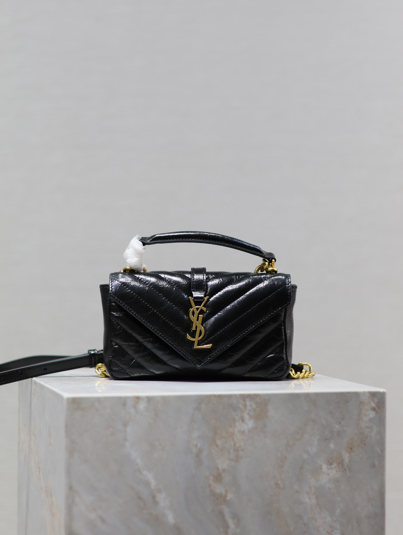 Borsa mini college Yves Saint Laurent Dimensioni: 20*13*3cm