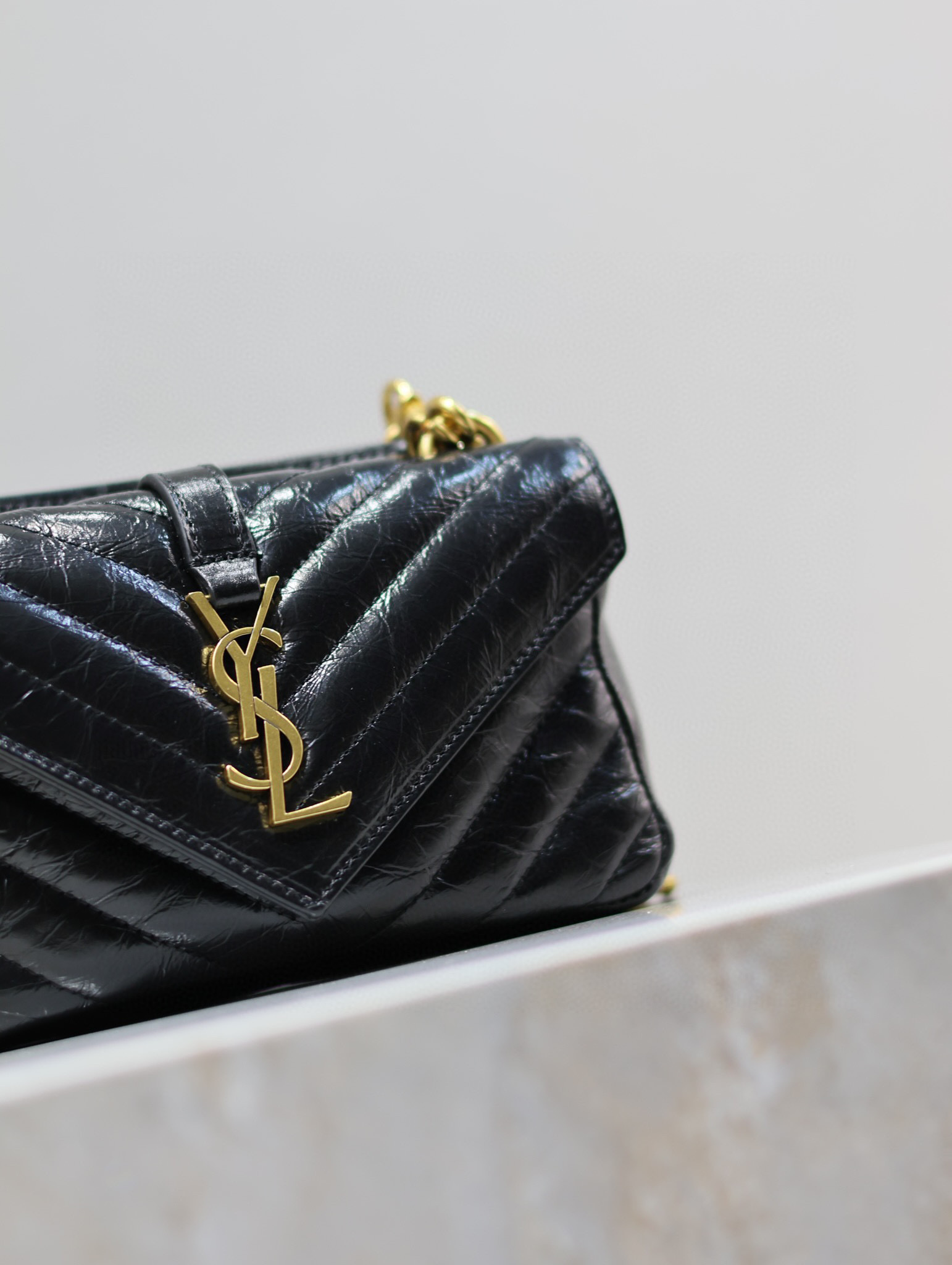 Borsa mini college Yves Saint Laurent Dimensioni: 20*13*3cm