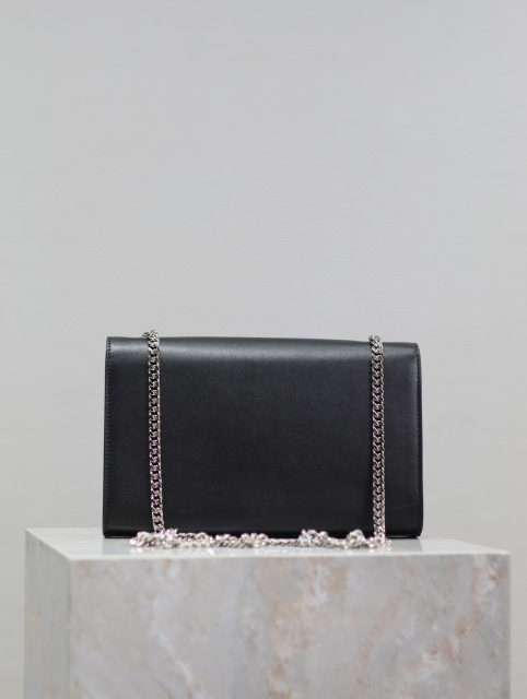 Borsa con frange Yves Saint Laurent Dimensioni: 24*14,5*5 cm