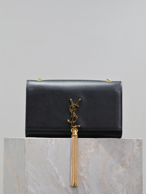 Borsa con frange Yves Saint Laurent Dimensioni: 24*14,5*5 cm