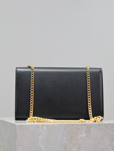 Borsa con frange Yves Saint Laurent Dimensioni: 24*14,5*5 cm