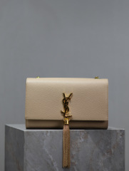 Borsa con frange Yves Saint Laurent Dimensioni: 24*14,5*5 cm