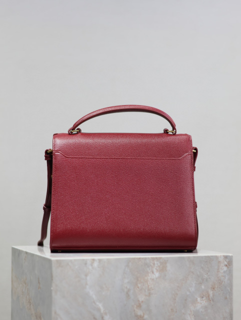 Yves Saint Laurent Cassndra bag  Size：24.5*20*11.5cm