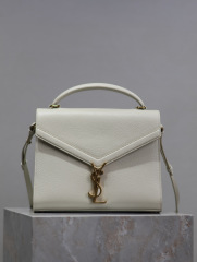 Borsa Cassndra Yves Saint Laurent Dimensioni: 24,5*20*11,5 cm