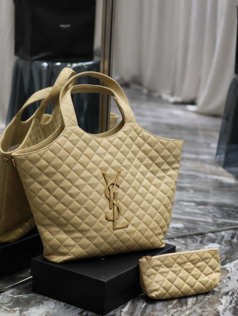 Yves Saint Laurent Einkaufstasche Größe: 47*61*8cm