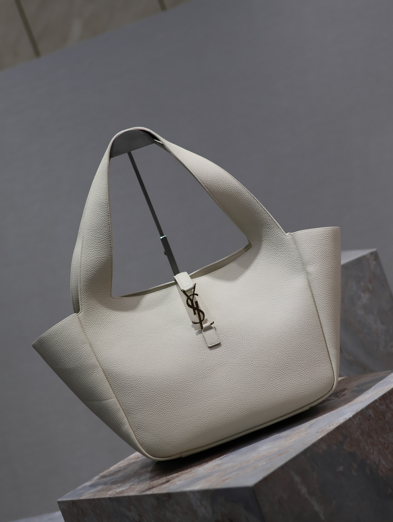 Yves Saint Laurent Nuova borsa della spesa Dimensioni: 50*28*18cm