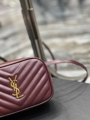 Yves Saint Laurent Neue Handtasche Größe: 15,5 x 10,5 x 5,5 cm