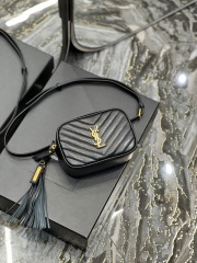 Yves Saint Laurent Beg poket baharu Saiz：15.5*10.5*5.5sm