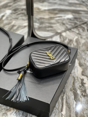 Yves Saint Laurent Beg poket baharu Saiz：15.5*10.5*5.5sm