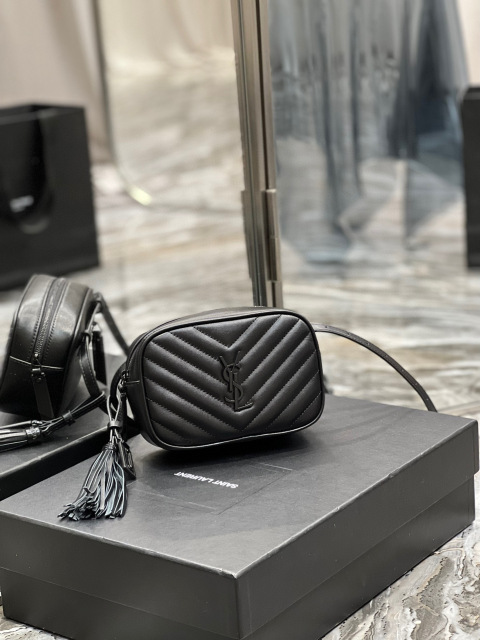 Yves Saint Laurent Nuova borsa tascabile Dimensioni: 15,5*10,5*5,5 cm