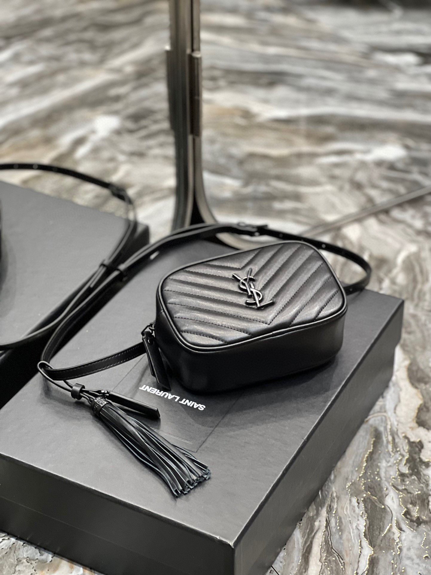 Yves Saint Laurent Nuova borsa tascabile Dimensioni: 15,5*10,5*5,5 cm