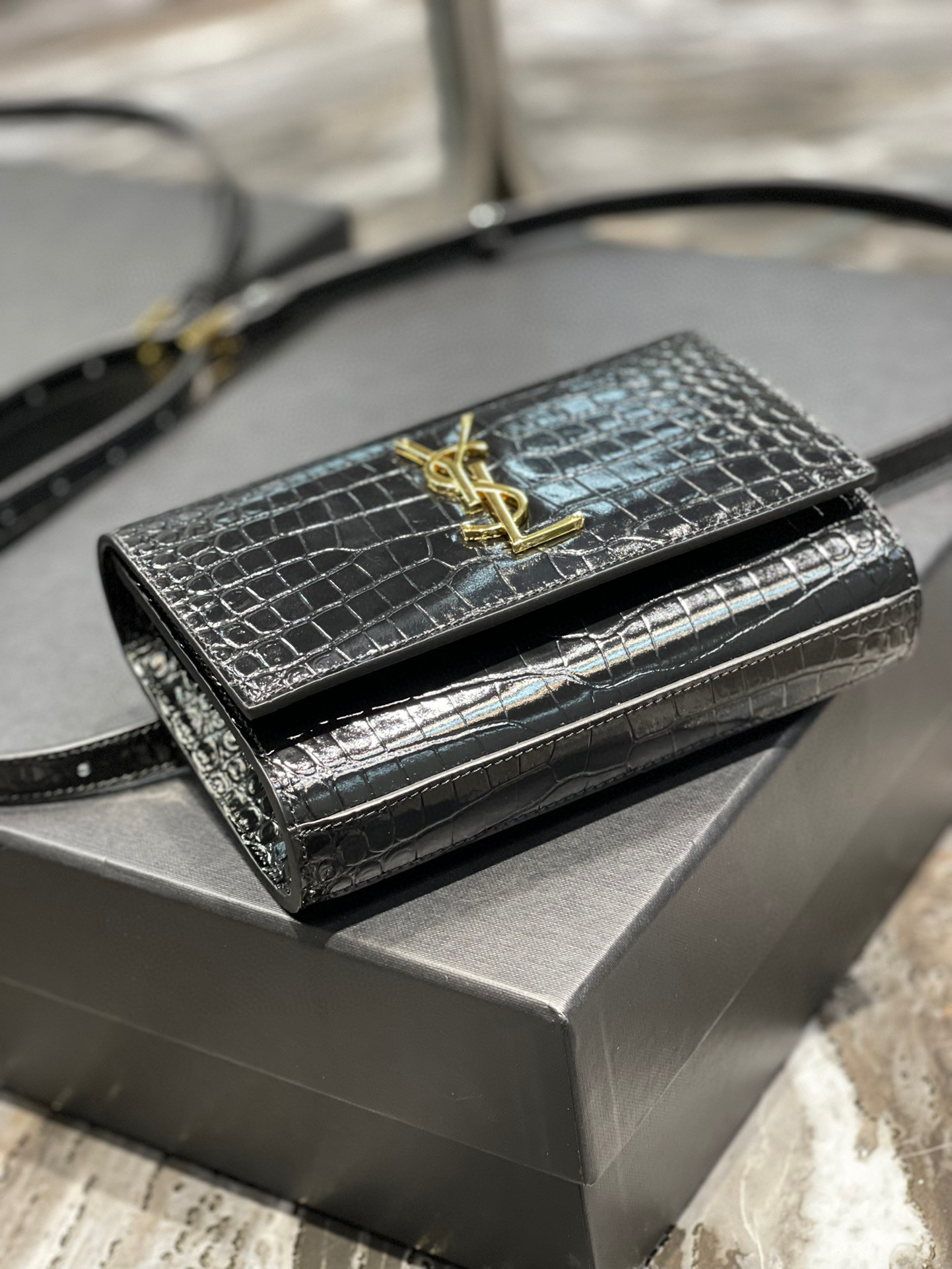 Yves Saint Laurent Beg poket pinggang boleh laras Saiz：18*12*4.5cm