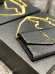 Yves Saint Laurent Mini-Umschlagtasche Größe: 19 x 12 x 4 cm
