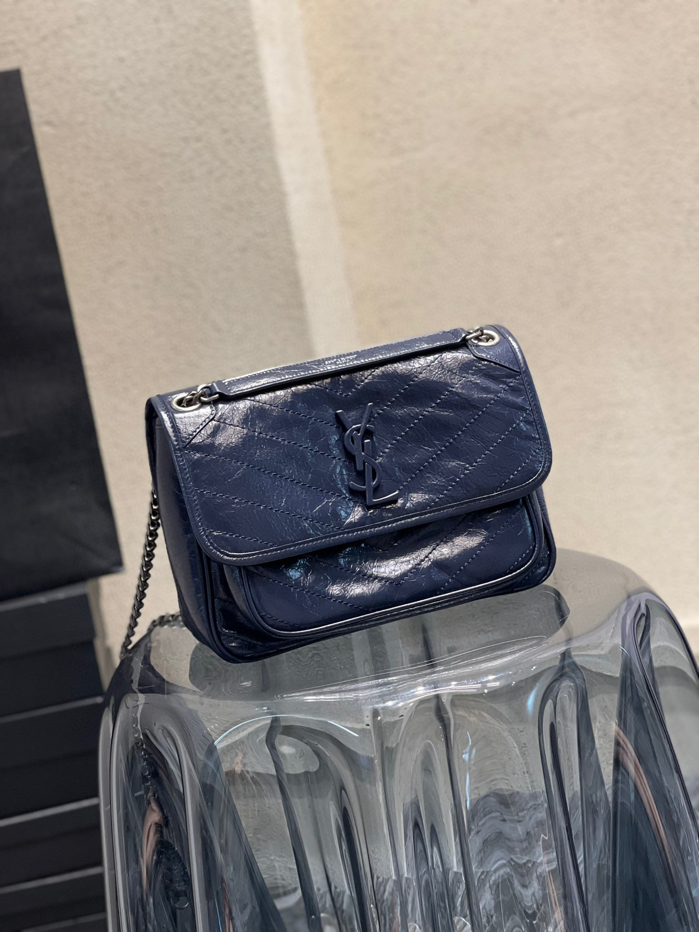 Borsa Niki Yves Saint Laurent Dimensioni: 32*23*9cm