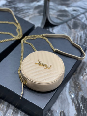 Yves Saint Laurent Vinyl-Tasche Größe: 17 * 17 * 5,5 cm