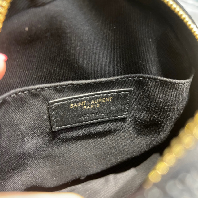 Yves Saint Laurent Vinyl-Tasche Größe: 17 * 17 * 5,5 cm