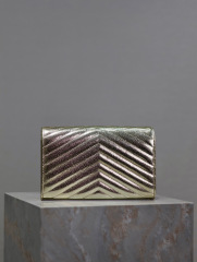 Borsa a busta Yves Saint Laurent Dimensioni: 22,5*14*4cm