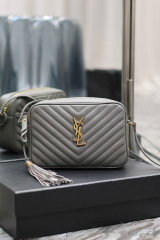 Yves Saint Laurent lou相机包尺寸：23*16*6cm