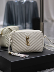 Yves Saint Laurent Lou Kameratasche Größe: 23 * 16 * 6 cm