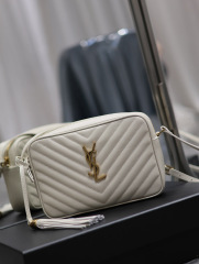 Yves Saint Laurent Lou Kameratasche Größe: 23 * 16 * 6 cm