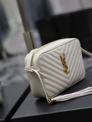 Yves Saint Laurent Lou Kameratasche Größe: 23 * 16 * 6 cm